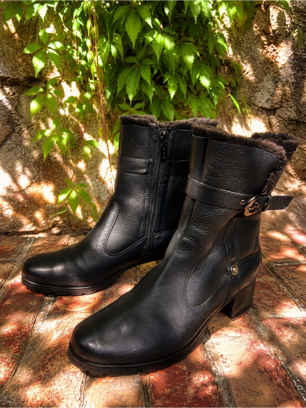 BLONDO Black Leather AquaProtect Watertight Shearling Lined Heeled Boots, 10